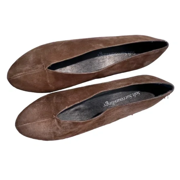 Soft Surroundings Fabrizia Beige Suede Slip On Wedge Heels Size 9 - Picture 15 of 15